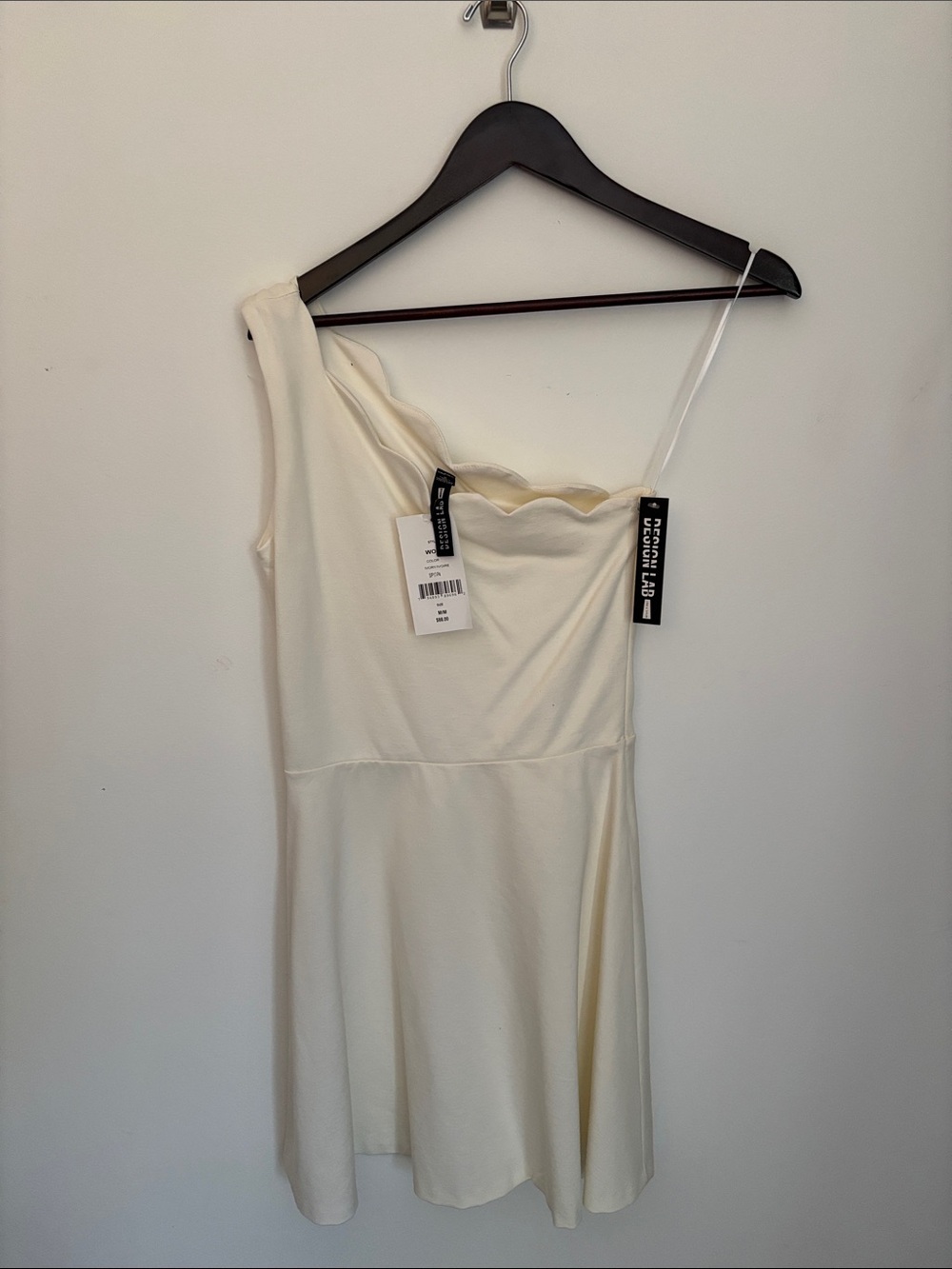 Design Lab Lord & Taylor One-Shoulder Scallop-Edge Ivory Dress